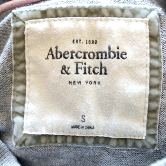 A&F Ruffled Cardigan Grey Sweater - Picture 5 of 6